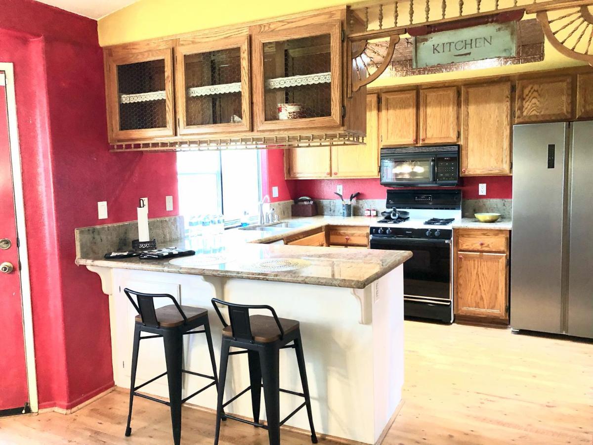 Festive Haven Room Hemet Exterior foto